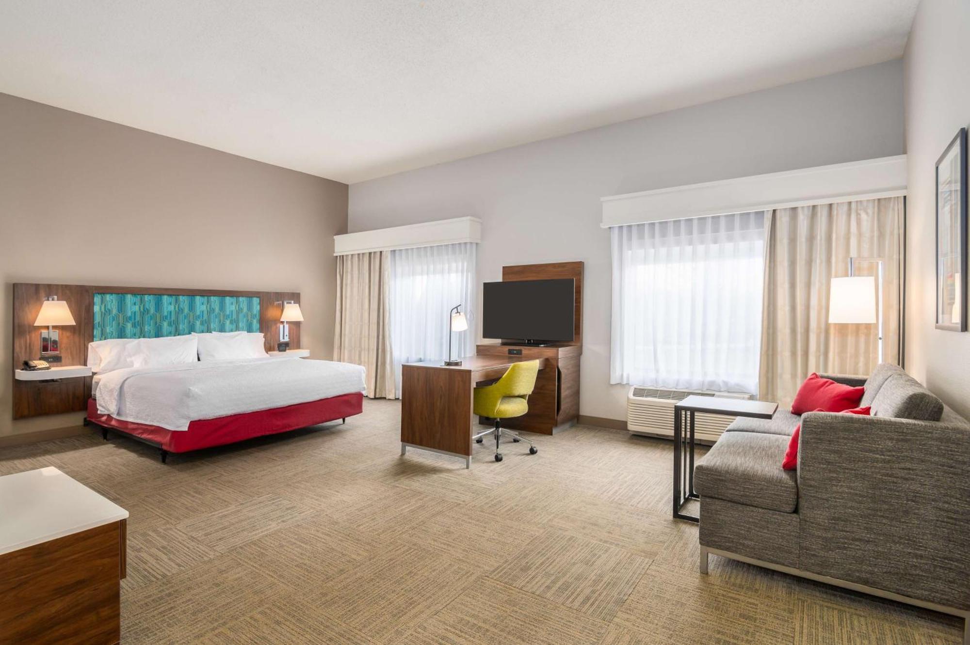 Hampton Inn & Suites Hartford-Manchester Exteriör bild
